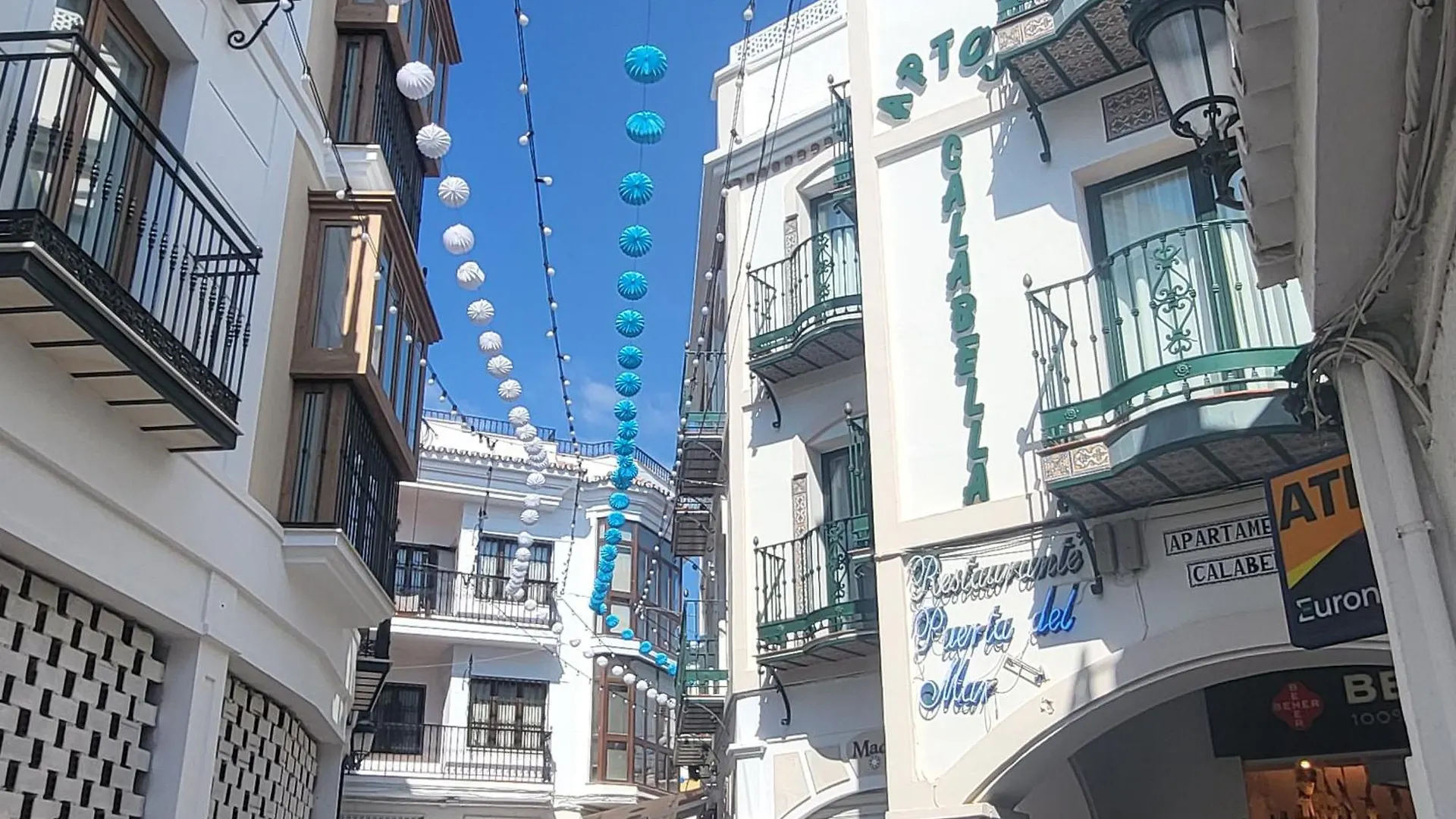 Balcon De Europa Suite Нерха 0*,